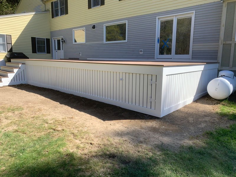 outdoor-living-deck-installation-Topsfield-MA