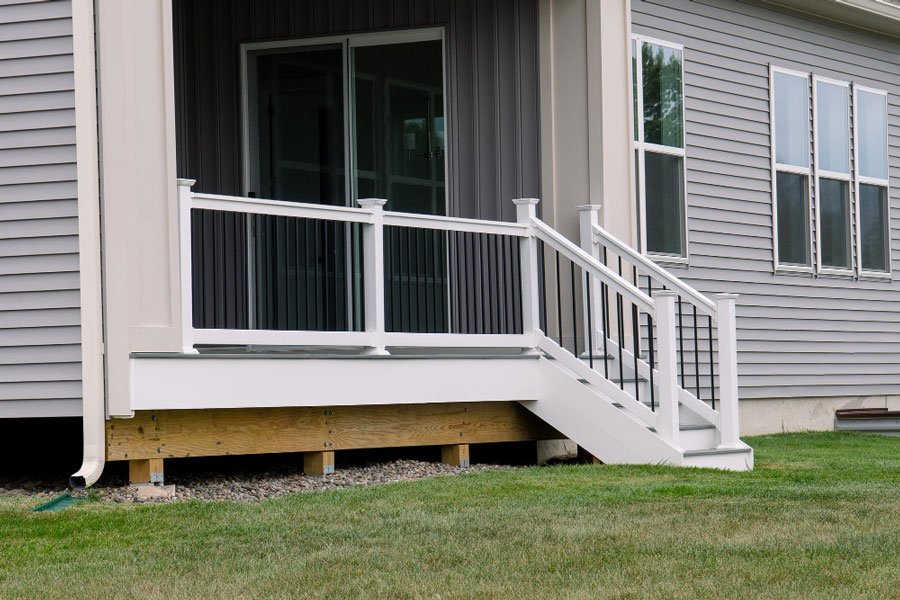 outdoor-railing-systems-expert-carpentry-Hamilton-MA